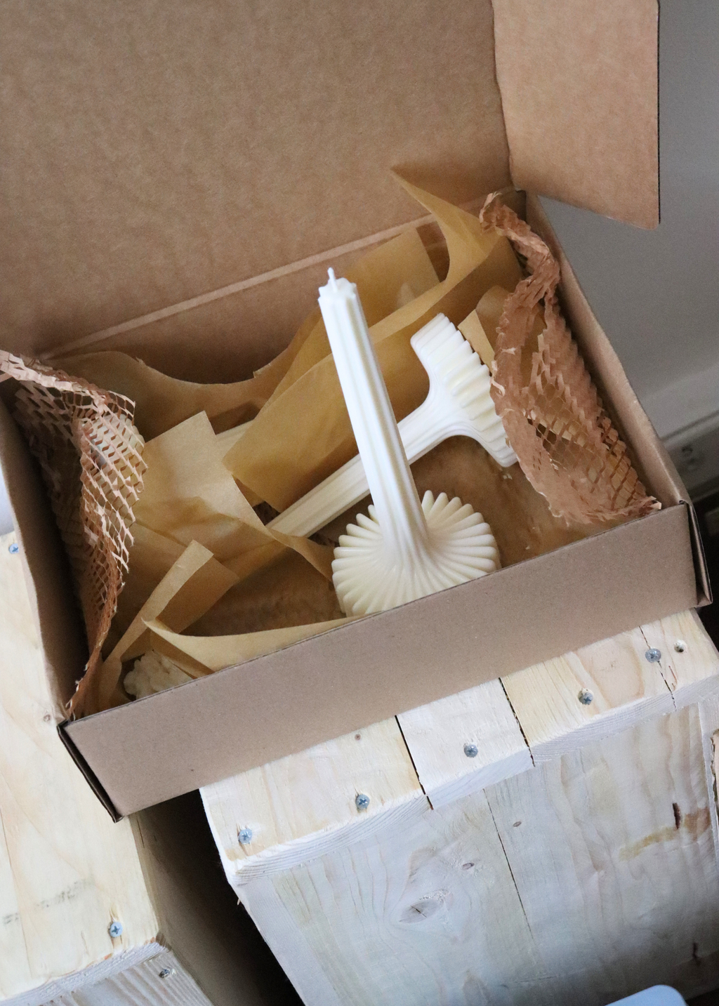 Incontro white soy and coconut wax candles with a ribbed design in gift box unwrapped by The Candle Cluub